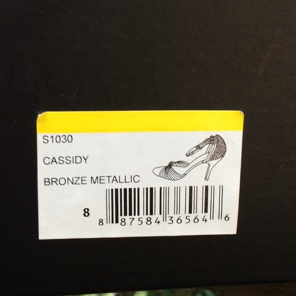 Laundry By Shelli Segal Shoes - NIB Laundry by Shelli Segal